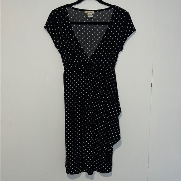 Love Rocks Asymmetrical Short Sleeve V-neck Polka Dot Dress Knee Length W5* - Picture 1 of 4